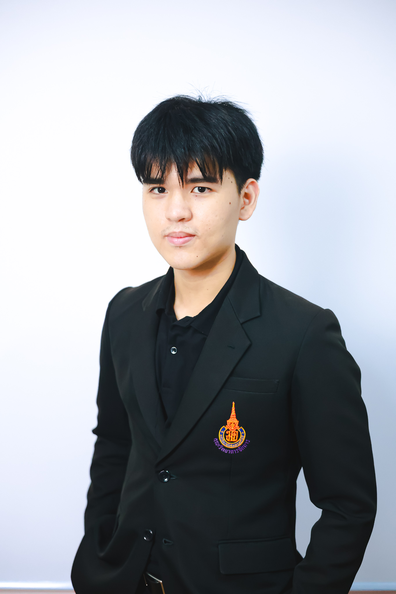 นายศุภกร กรอบเพ็ชร