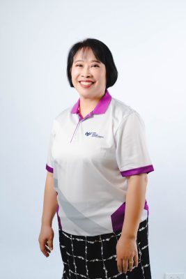 นางณฐมน สายธนู