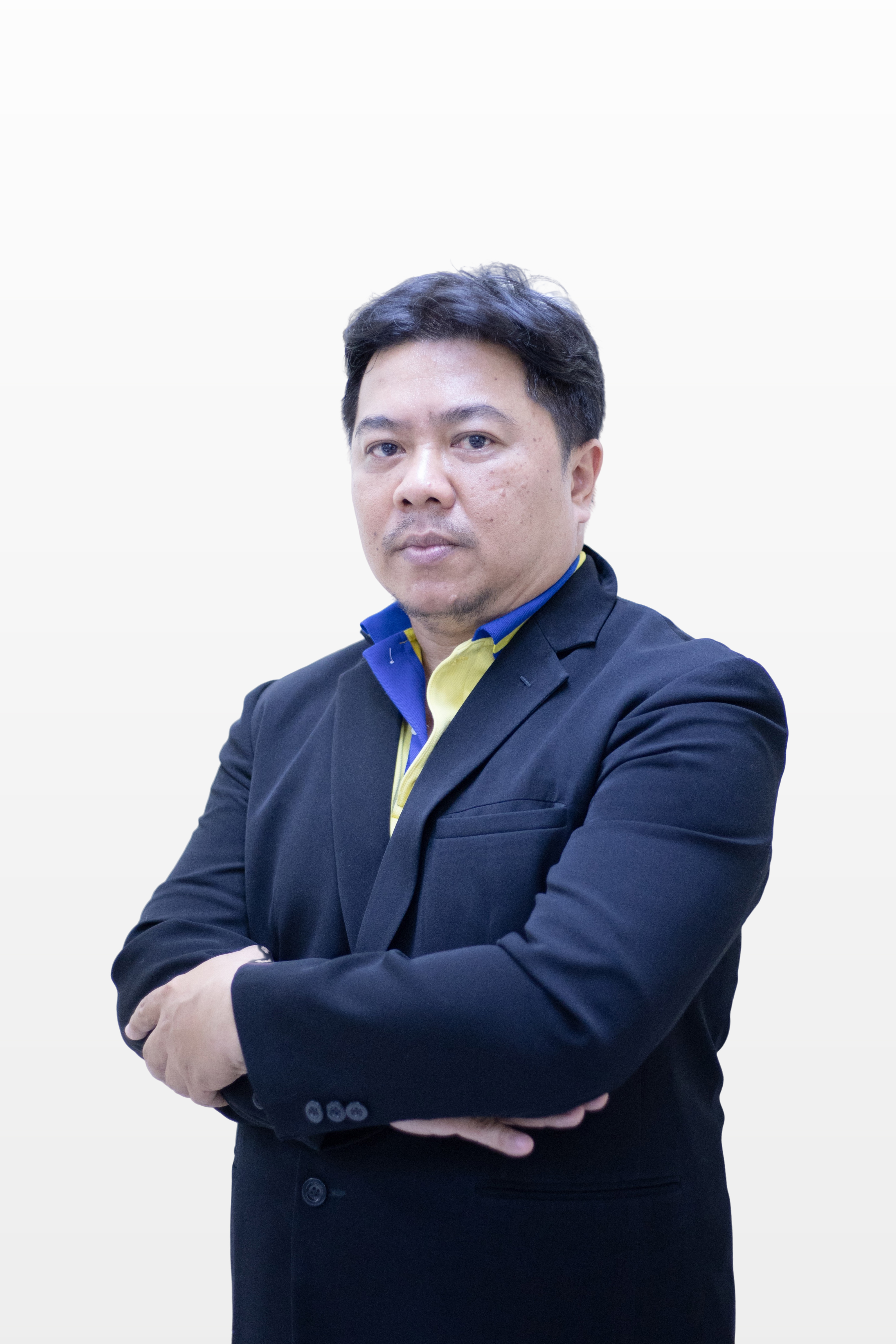 44 Suttiphan Kanvased